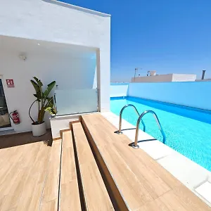 Nuevo En Planta Baja A Con Piscina Y Solarium Barbate